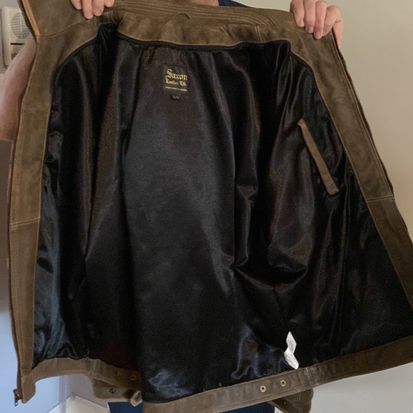 Red Robin 2017 Leather Jacket - never worn. See tags in NWOT. - Picture 10 of 11